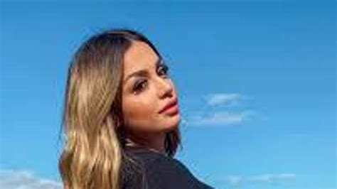 Nuovi Video Porno di Martina Smeraldi 2024 .